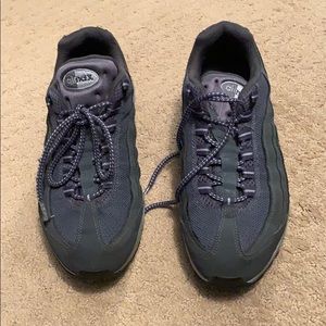 Men’s Size 9 Cool Grey Air Max 95